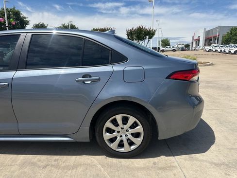 Used 2024 Toyota Corolla LE FWD image 7