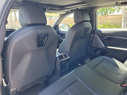 Used 2024 BMW 530i image 15