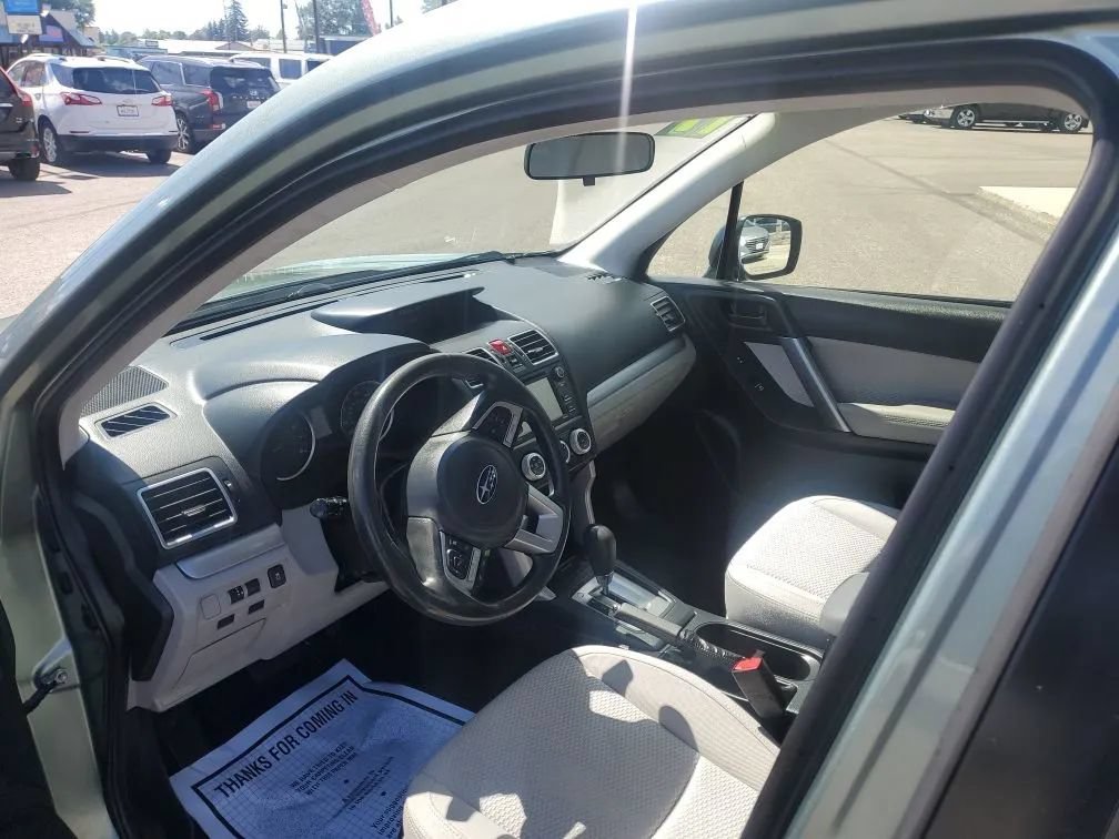 Used 2017 Subaru Forester 2.5i w/ Alloy Wheel Package AWD/4WD image 12