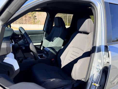 Used 2024 Toyota Tacoma TRD Sport image 15