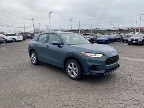 Certified 2025 Honda HR-V LX image 26