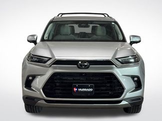 Used 2024 Toyota Grand Highlander Limited video 3