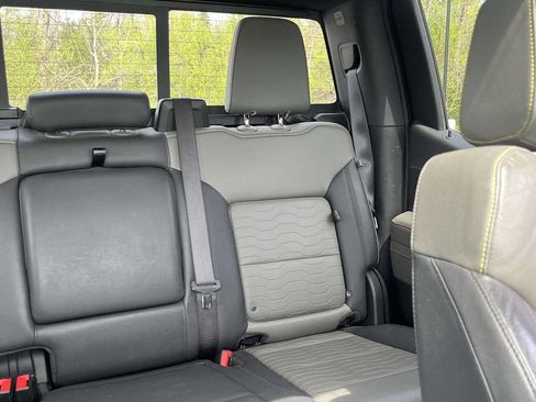 Used 2023 Chevrolet Silverado 1500 ZR2 w/ Technology Package AWD/4WD image 34