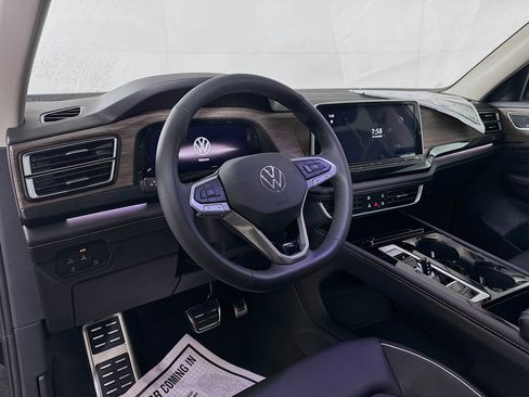 New 2026 Volkswagen Atlas SEL Premium R-Line image 9