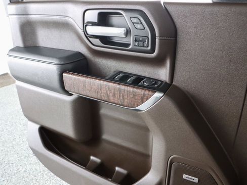 Used 2023 GMC Sierra 2500 Denali w/ Denali Ultimate Package image 26