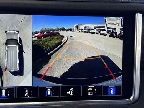 Used 2022 GMC Yukon Denali image 28