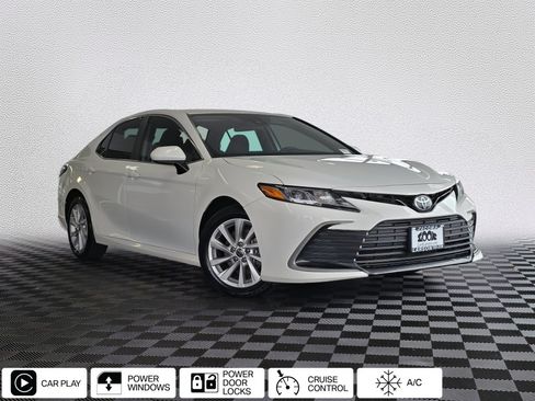 Used 2022 Toyota Camry LE FWD image 1