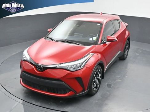 Used 2022 Toyota C-HR XLE image 11