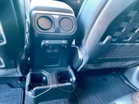 Used 2022 Jeep Gladiator Rubicon w/ LED Lighting Group image 17