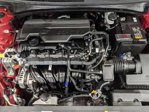 Used 2024 Hyundai Elantra SEL image 22