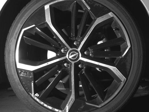 Used 2025 Nissan Altima 2.5 SR image 13