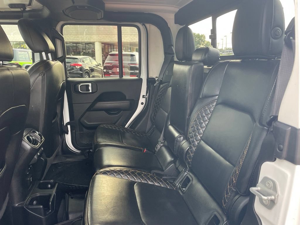 Used 2021 Jeep Gladiator Overland AWD/4WD image 9