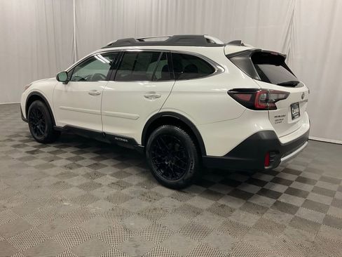 Used 2022 Subaru Outback Touring image 8
