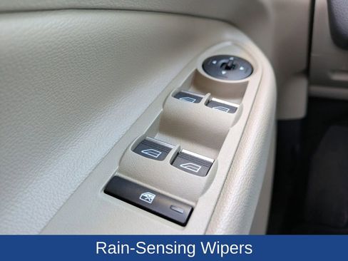 Certified 2017 Ford Escape Titanium w/ Equipment Group 301A image 27