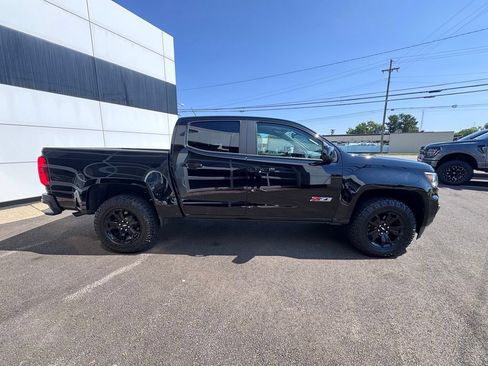 Used 2021 Chevrolet Colorado Z71 w/ Z71 Midnight Edition AWD/4WD image 4