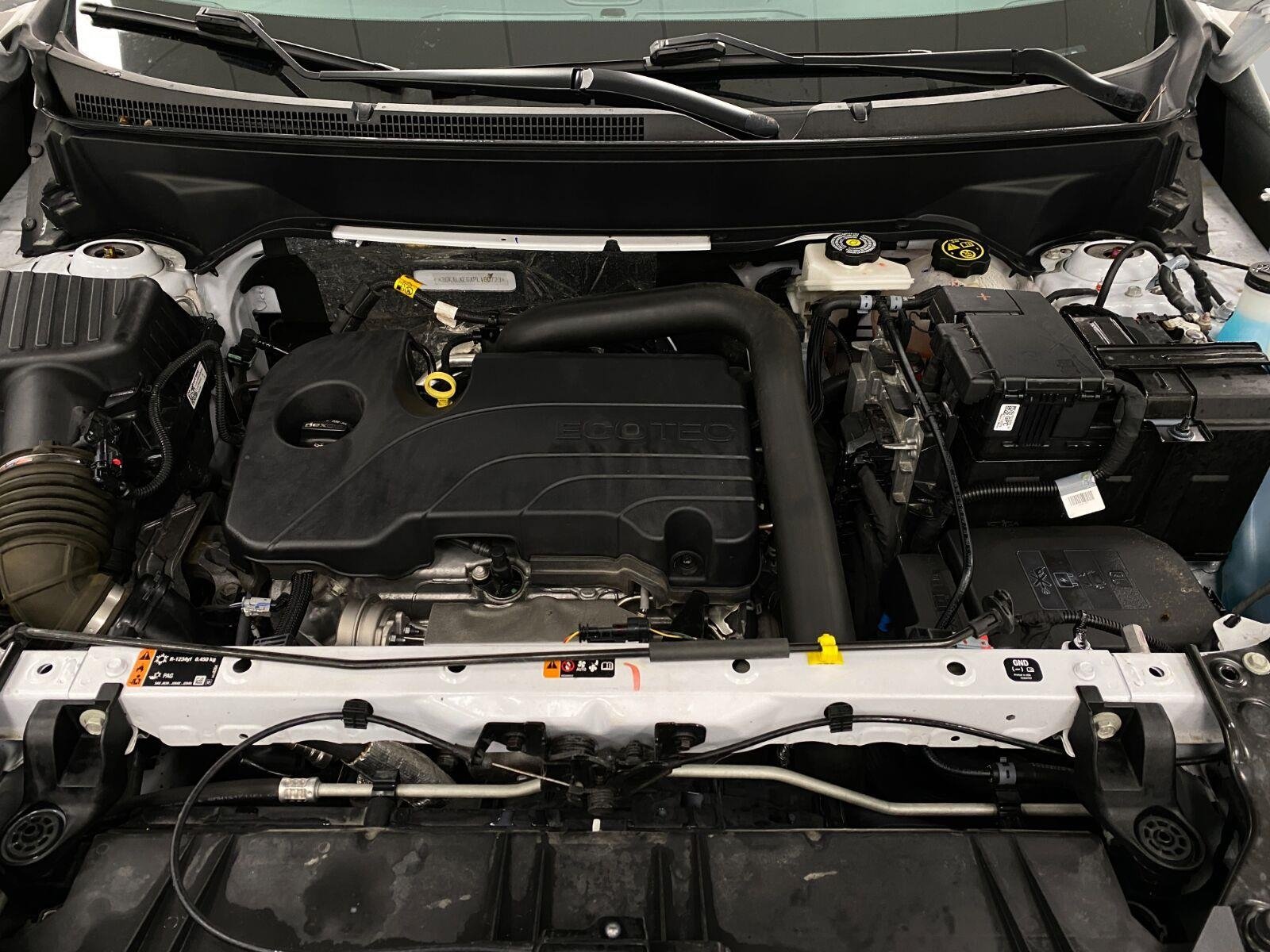 Used 2023 GMC Terrain Denali w/ LPO, Floor Liner Package AWD/4WD image 12