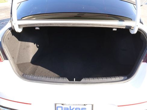 Used 2022 Kia K5 GT-Line FWD image 8