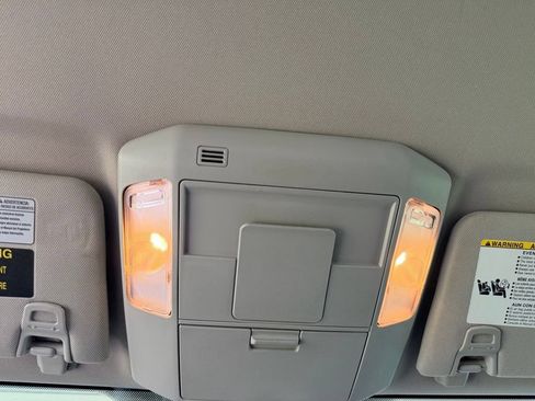 Used 2014 Toyota Tundra SR5 w/ SR5 Upgrade Package RWD image 26
