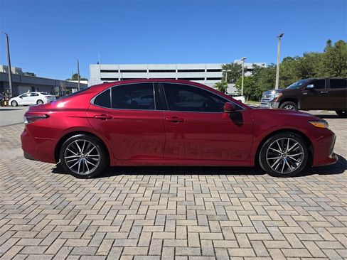 Certified 2021 Toyota Camry XLE w/ Navigation Package image 12