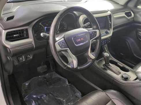 Certified 2019 GMC Acadia SLT image 10