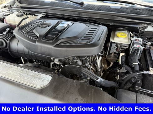 Used 2024 Jeep Wagoneer L Series II w/ Flexible Seating Group AWD/4WD image 31