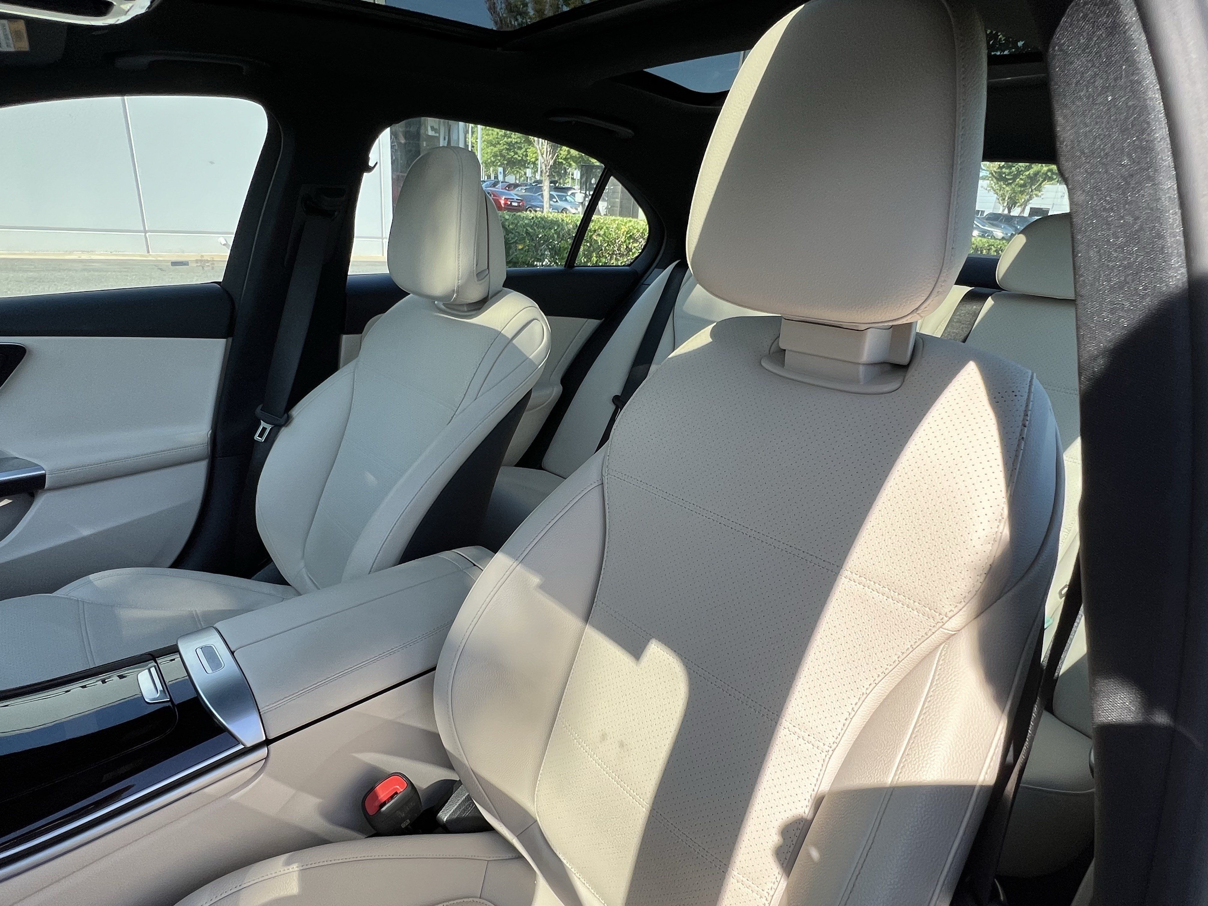 Used 2025 Mercedes-Benz C 300 Sedan image 16