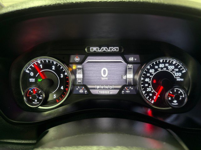 Used 2022 RAM 5500 Tradesman w/ Safety Group AWD/4WD image 17