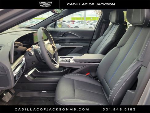 New 2024 Cadillac Lyriq Sport image 8