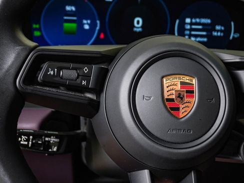 Certified 2025 Porsche Macan 4 Electric AWD/4WD image 20