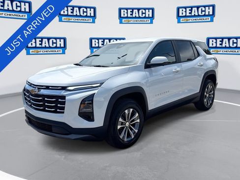 New 2026 Chevrolet Equinox LT w/ Convenience Package II AWD/4WD image 1