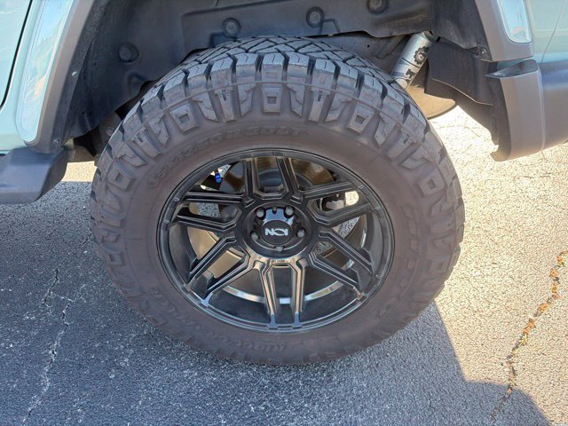 Used 2024 Jeep Wrangler Unlimited Sahara AWD/4WD image 12