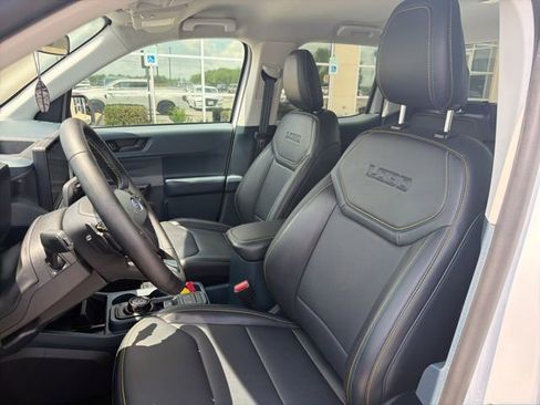 Used 2025 Ford Maverick Lobo AWD/4WD image 10