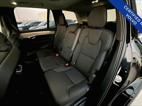 Certified 2025 Volvo XC90 B6 Plus image 33