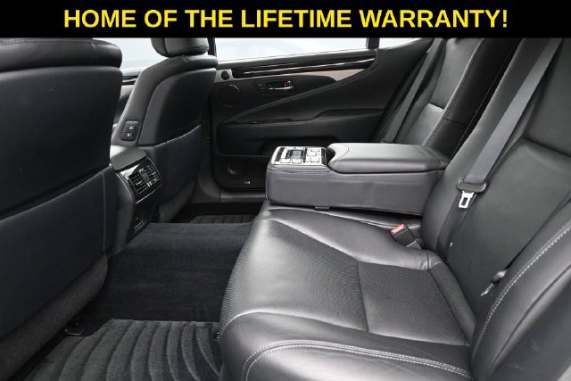 Used 2013 Lexus LS 460 L w/ Ultra Luxury Pkg AWD/4WD image 31