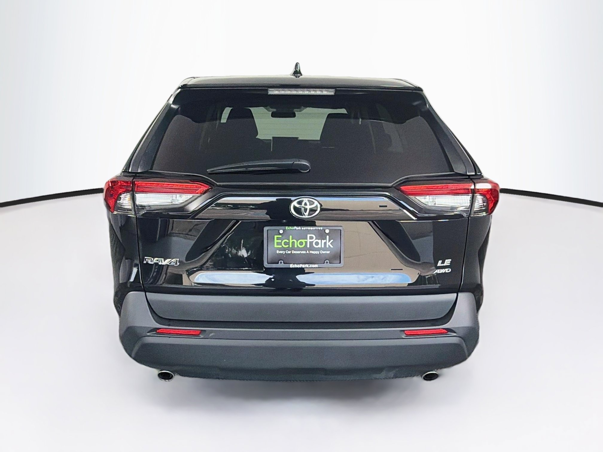 Used 2025 Toyota RAV4 LE AWD/4WD image 7