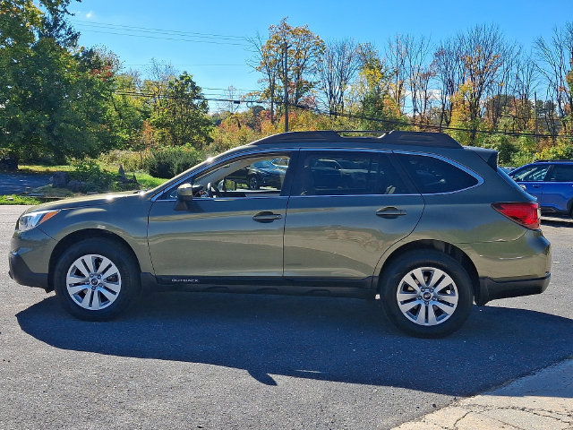 Used 2016 Subaru Outback 2.5i Premium AWD/4WD image 6