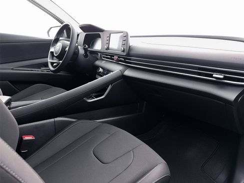 New 2026 Hyundai Elantra Hybrid FWD image 34