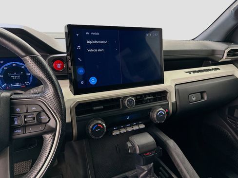 Used 2024 Toyota Tacoma TRD Off-Road image 26