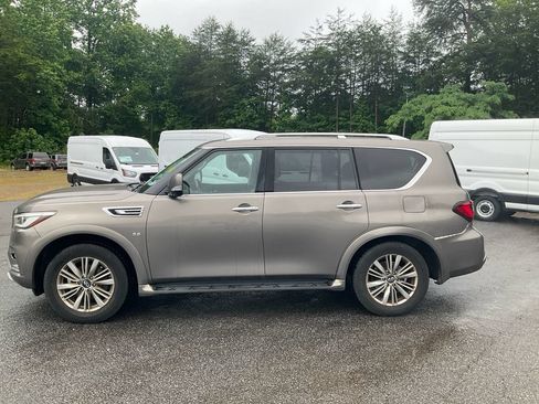 Used 2019 INFINITI QX80 Luxe w/ Proassist Package RWD image 8