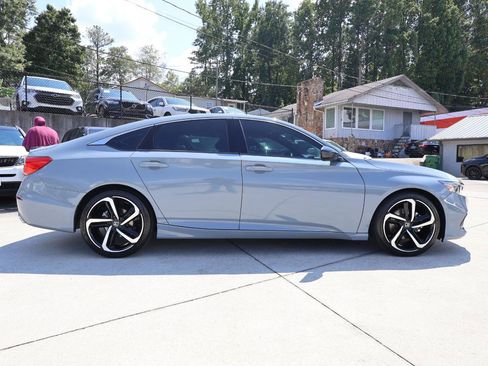 Used 2022 Honda Accord Sport image 8