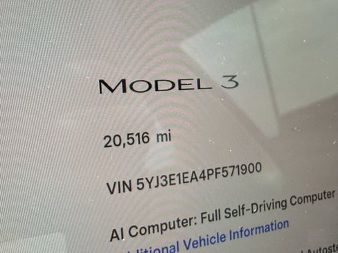 Used 2023 Tesla Model 3 Standard Range RWD image 32