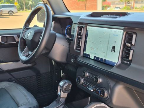 Used 2022 Ford Bronco Outer Banks AWD/4WD image 37