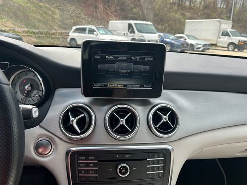 Used 2015 Mercedes-Benz CLA 250 4MATIC image 14
