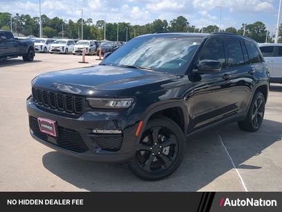 Used 2025 Jeep Grand Cherokee Limited w/ Black Appearance Package