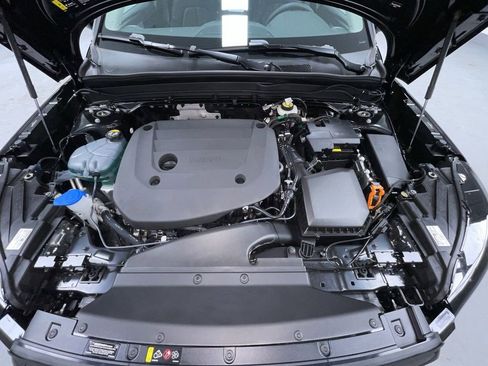 New 2026 Volvo XC40 B5 Core w/ Protection Package Premier image 14