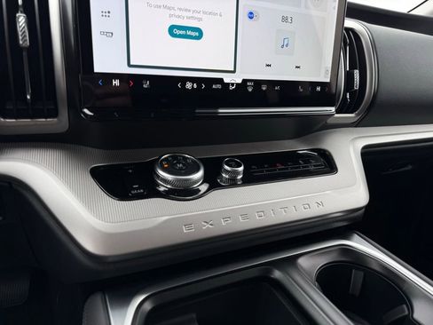 New 2026 Ford Expedition Max Active image 18