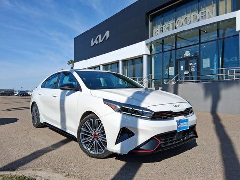 Used 2023 Kia Forte GT w/ GT2 Package image 1