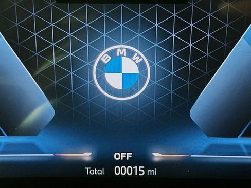 Used 2025 BMW X3 xDrive30i w/ Premium Package image 13