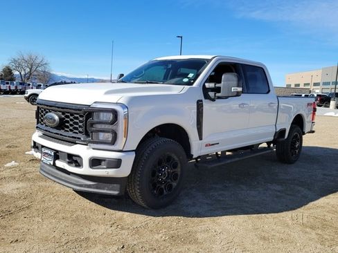 New 2026 Ford F350 Lariat w/ Black Appearance Package image 4