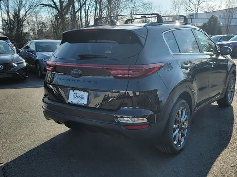 Used 2021 Kia Sportage S w/ S AWD Premium Package image 9